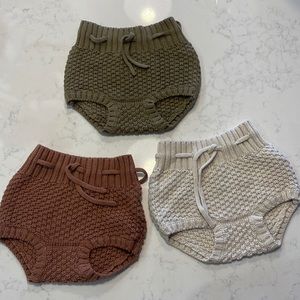 Set of 3 Quincy Mae bottoms 6-12 month. EUC!